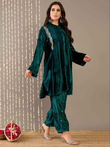 Ziya Embroidered Luxe Velvet Kurta Set