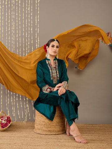 Teal Velvet Kurta Set with Dupatta
