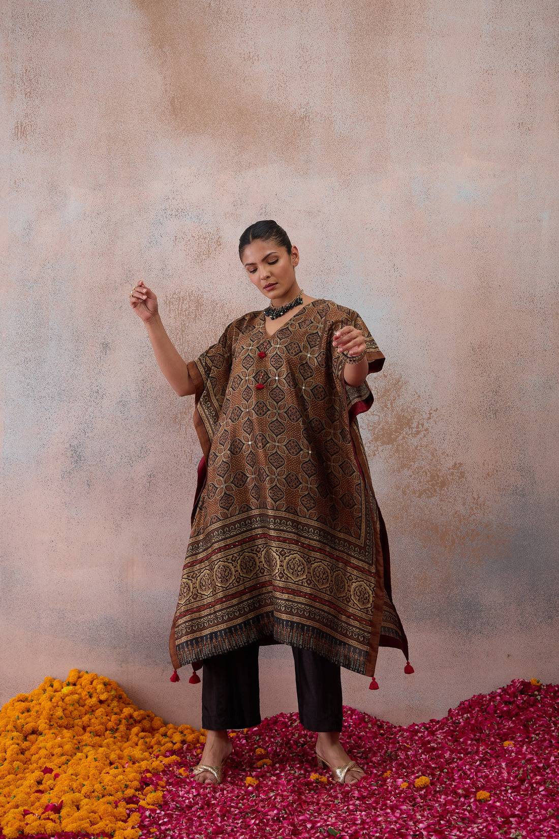 The Umber Heritage Print Kaftan Set