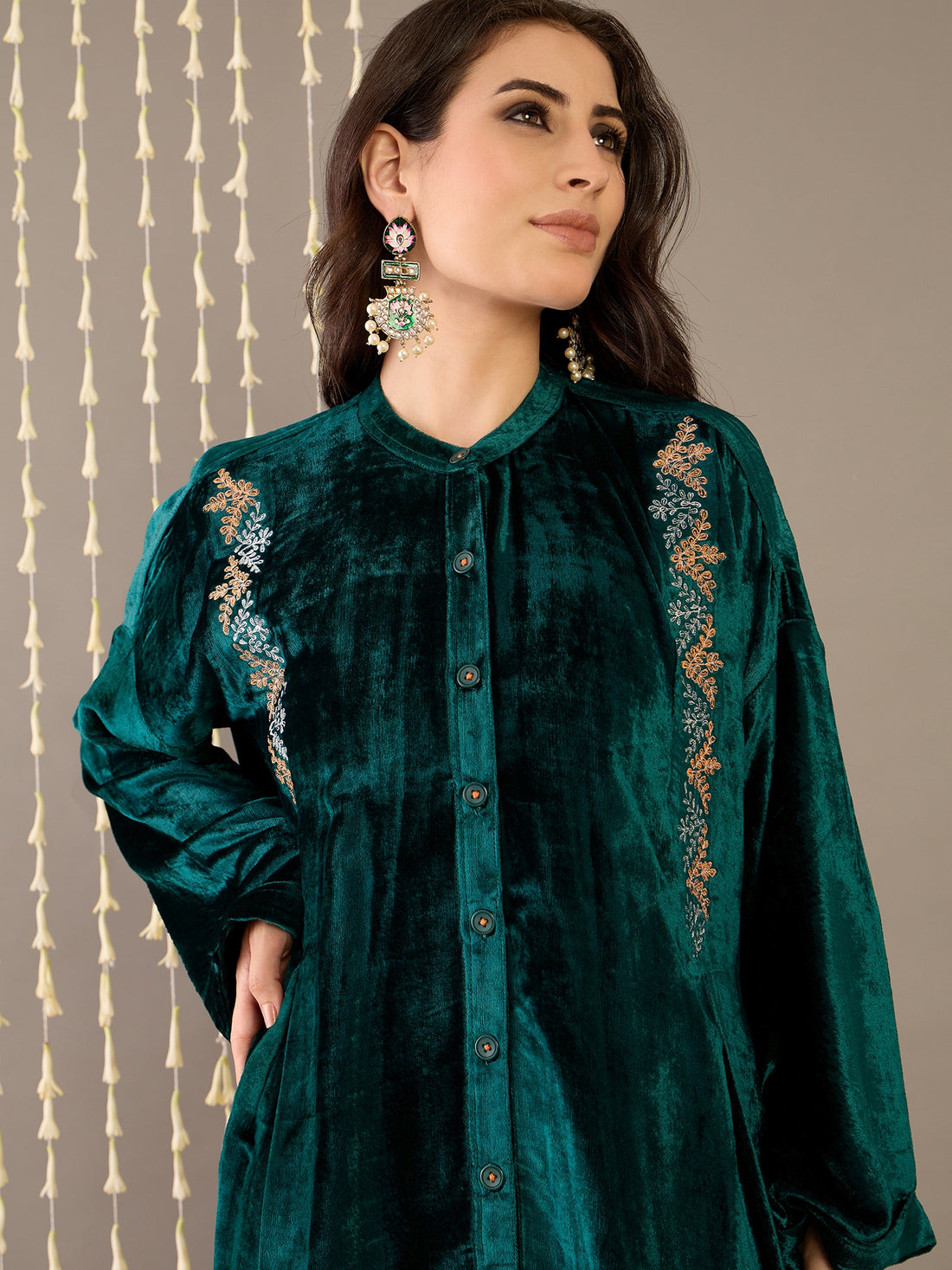Ziya Embroidered Luxe Velvet Kurta Set