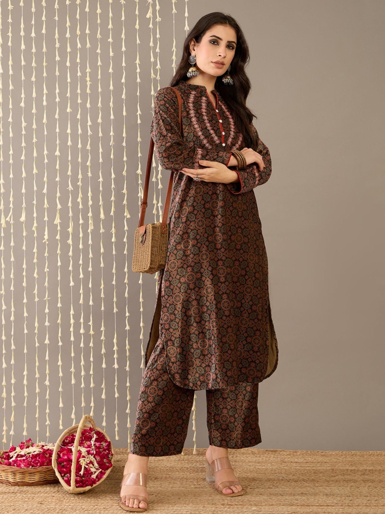 Amber Rosette Velvet Kurta Set