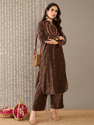 Amber Rosette Velvet Kurta Set