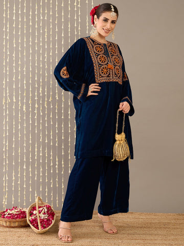 Aaravi Blue Velvet Embroidered Phiran Set