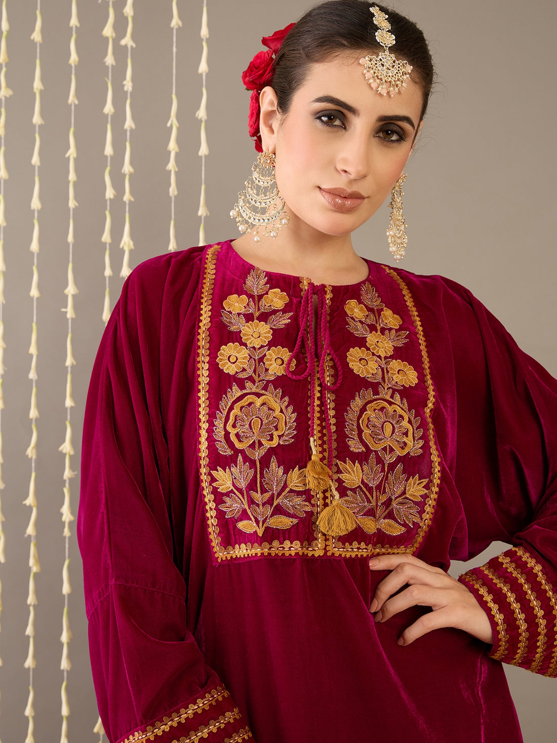 Rani Royale Velvet Phiran Set