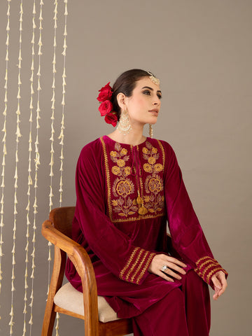 Rani Royale Velvet Phiran Set