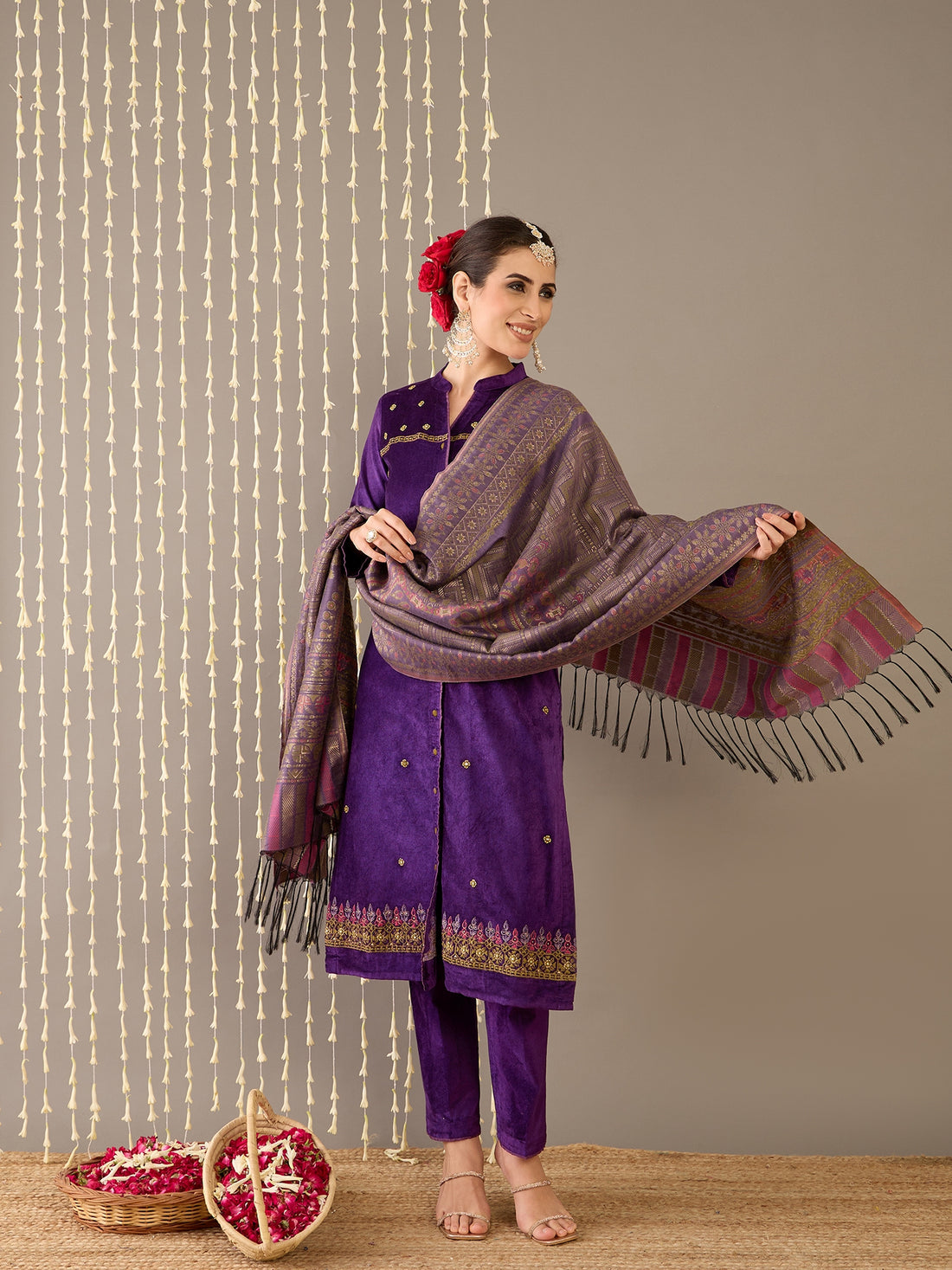 Zariya Velvet Kurta Set with Dupatta