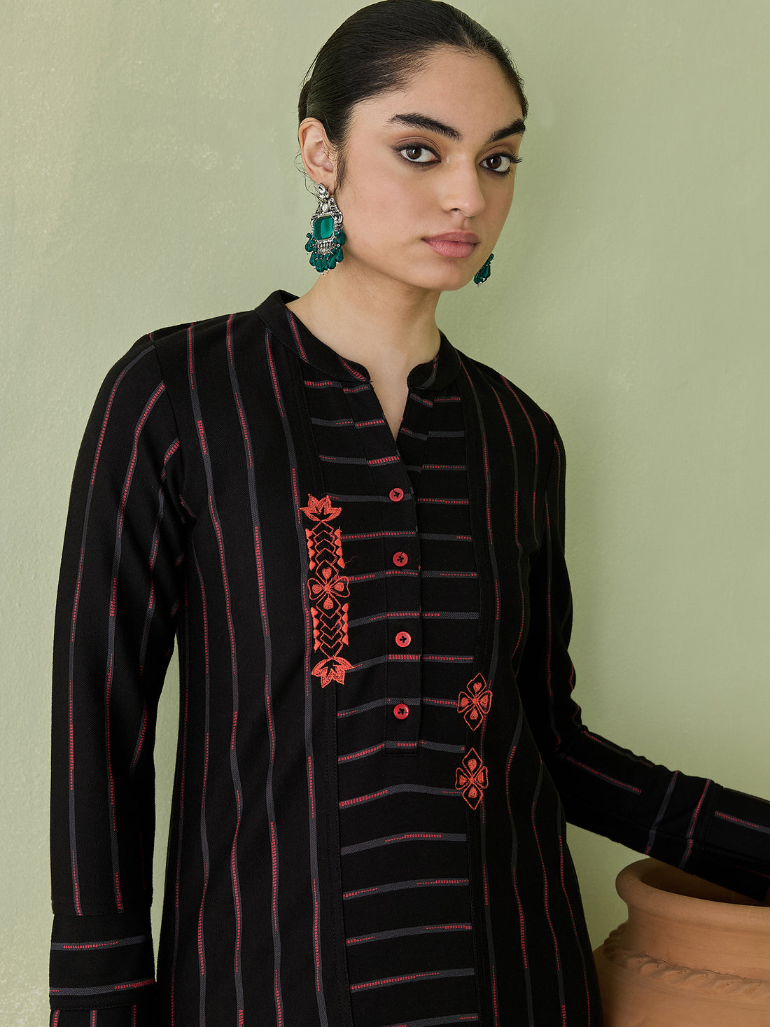 Black Striped Knitted Cotton Kurta Set with Embroidered Details and Trousers