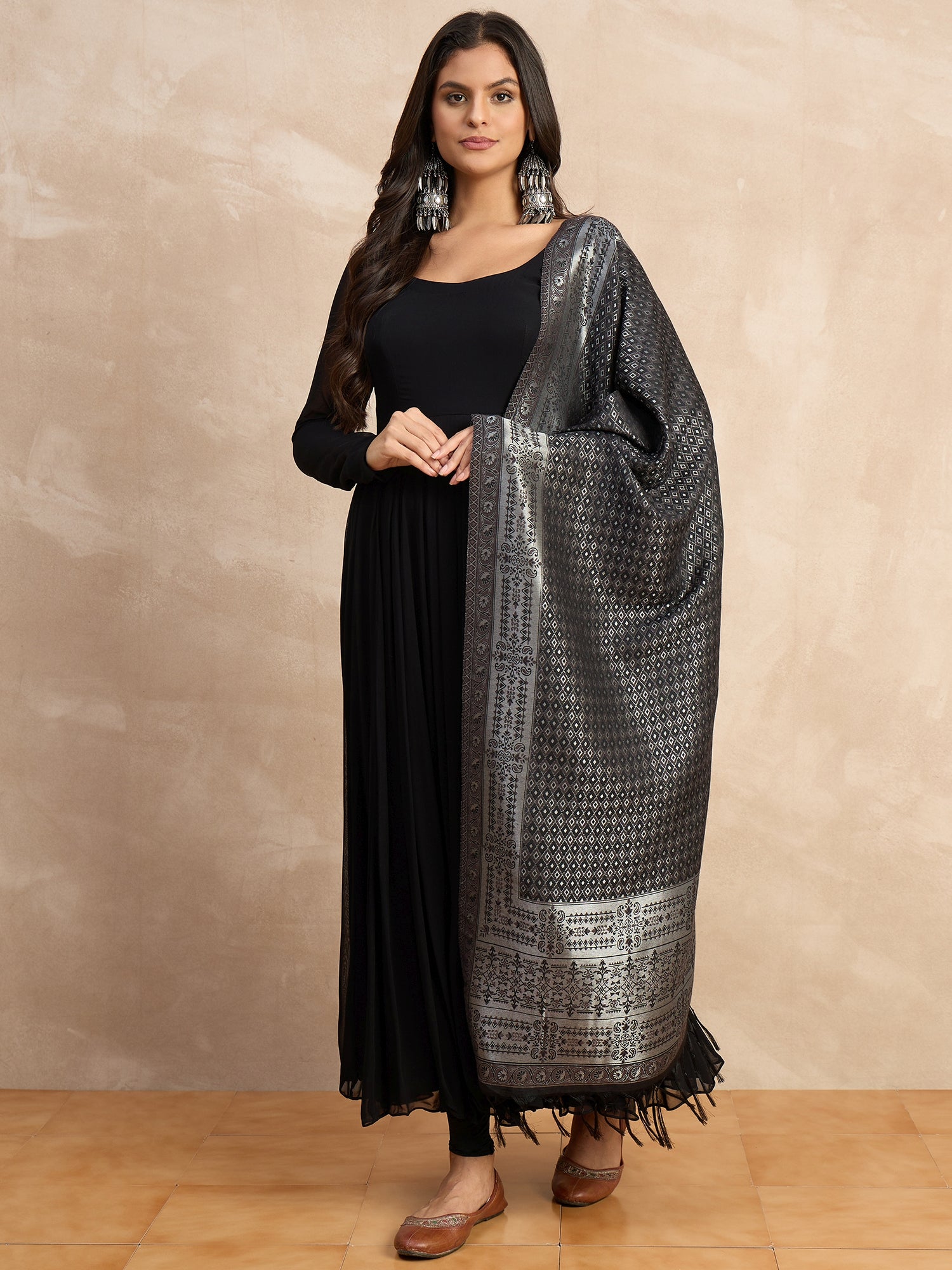 The Noir Zari Banarasi Dupatta
