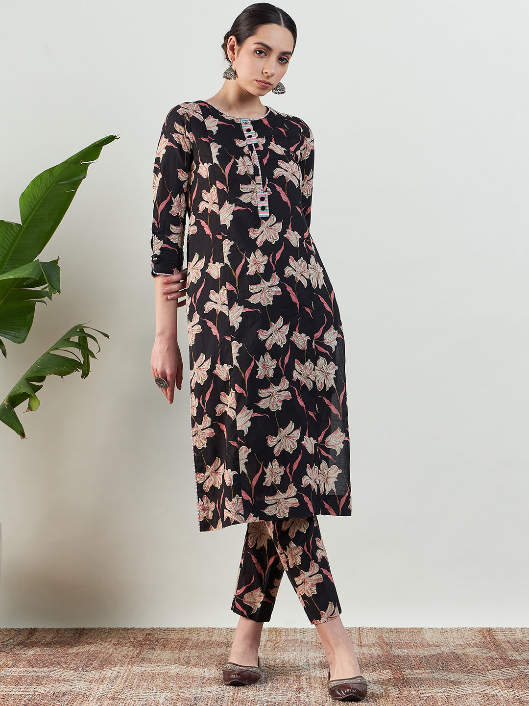 Black Floral Printed Kurta Set