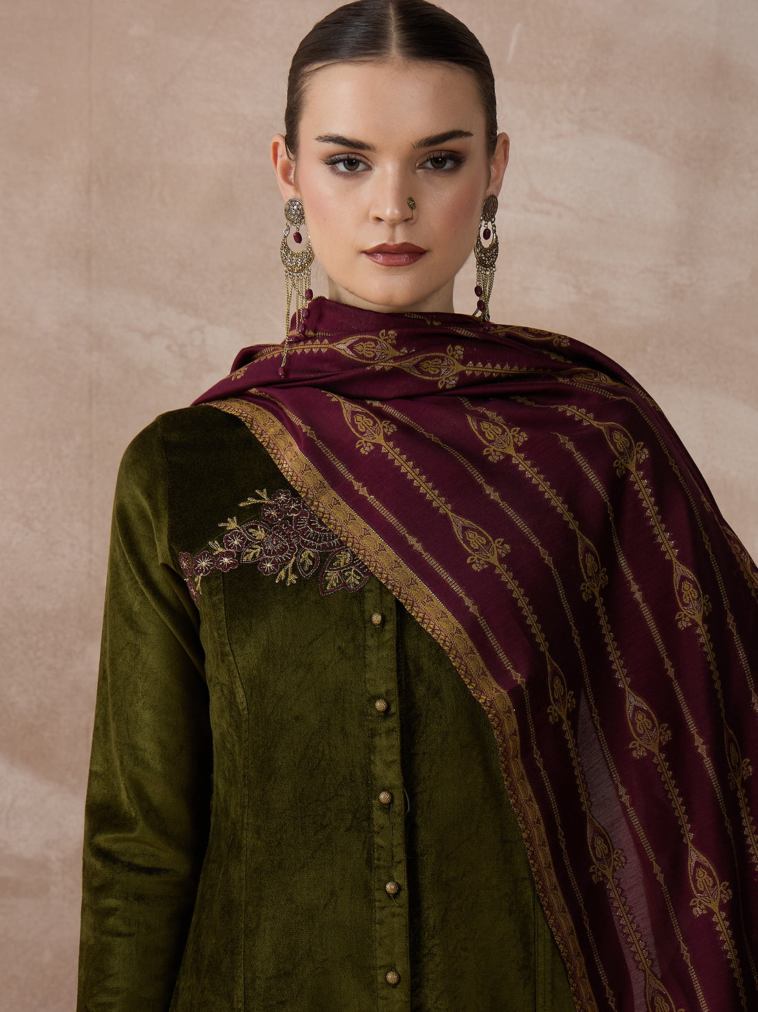 The Timeless Olive Zareena Set