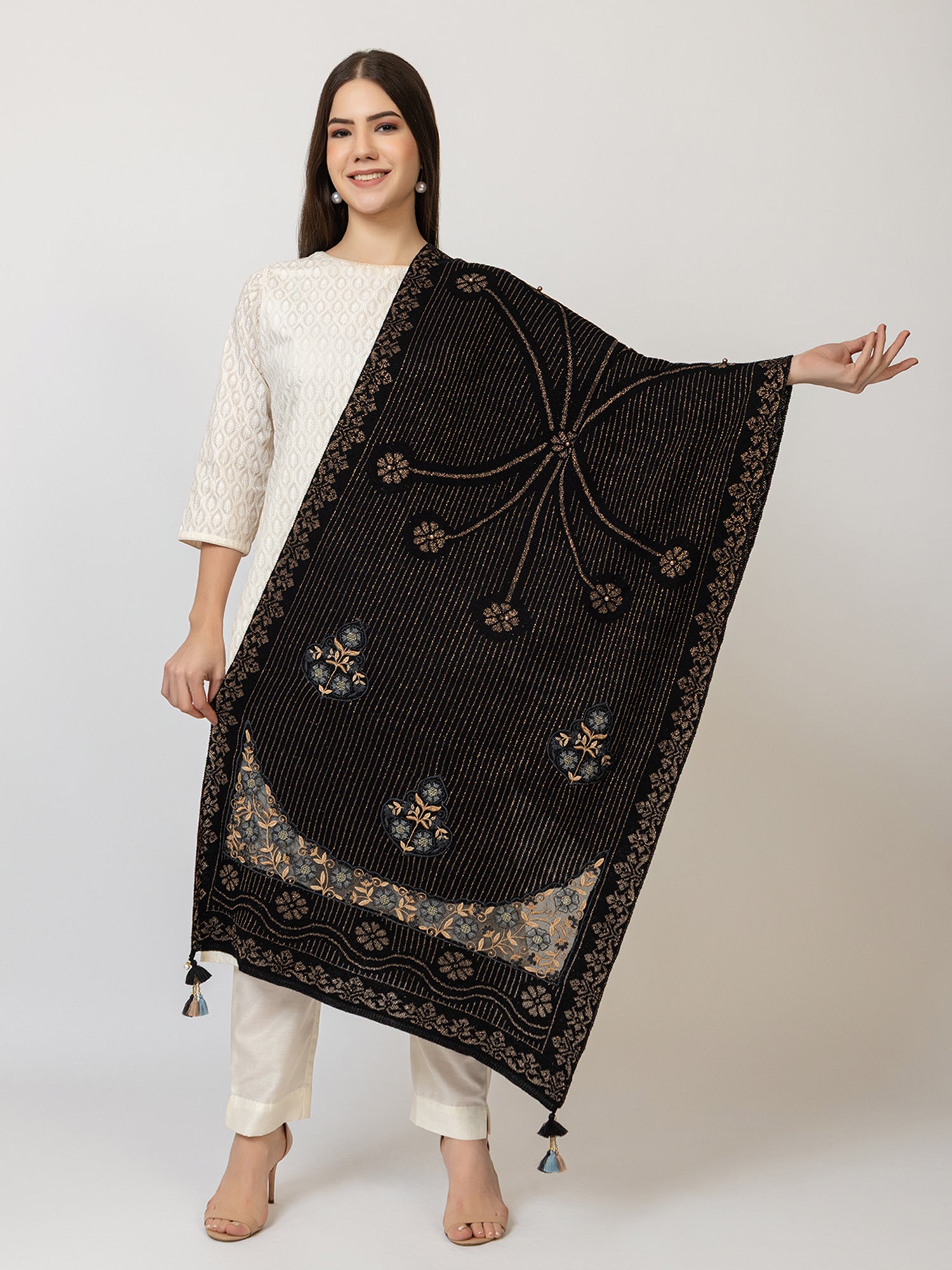 The Midnight Royale Woollen Shawl