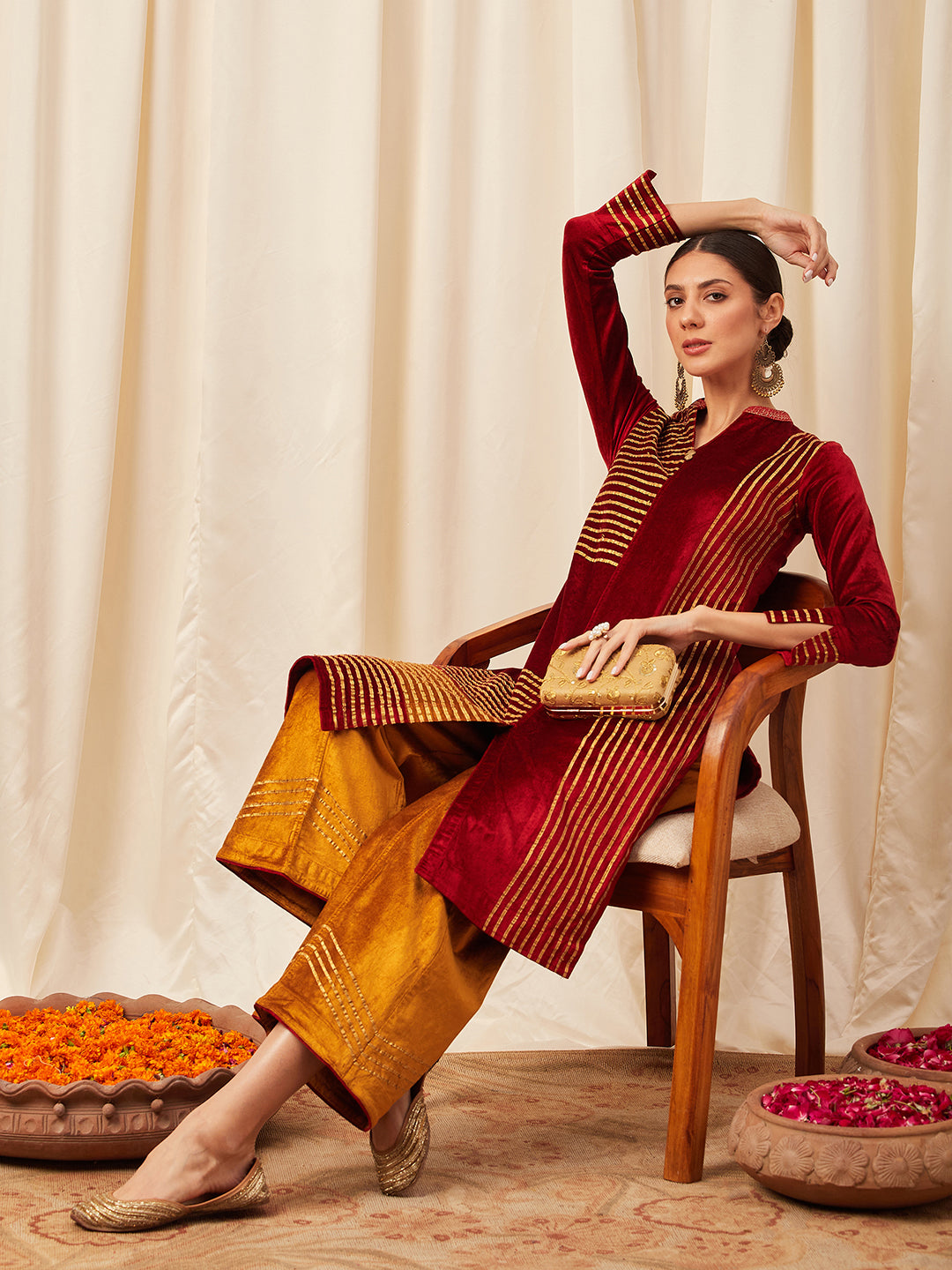 Surkh-e-Zar Velvet Kurta Set