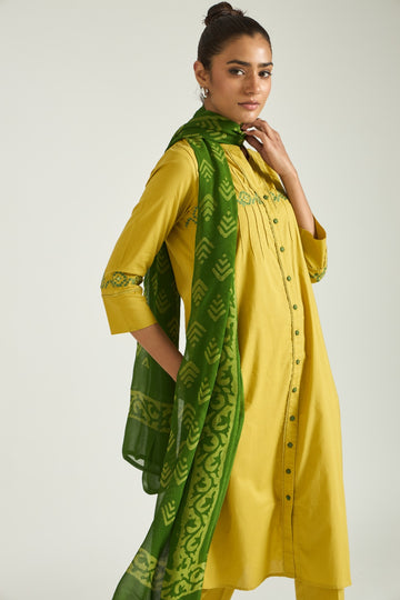The Sunleaf Kurta Set with Dupatta